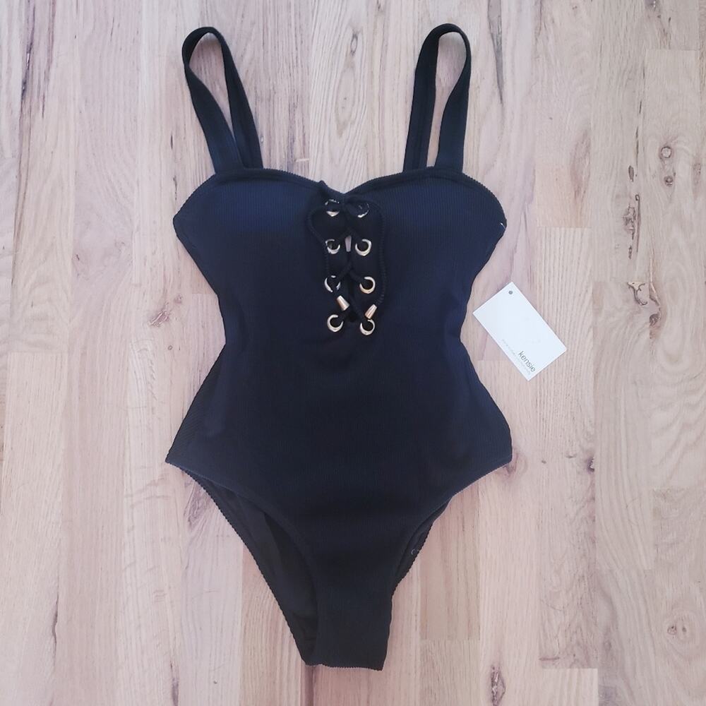 NWT Kensie‎ Black Ribbed One Peice Monokini Swimsuit Size Small Padded Lace Up